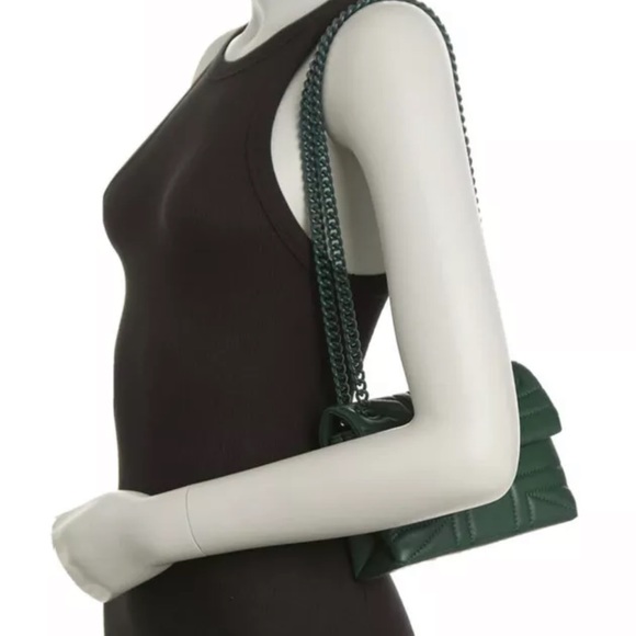 Kurt Geiger London Mini Kensington Drench Union Jack Leather Convertible Bag - Picture 2 of 7